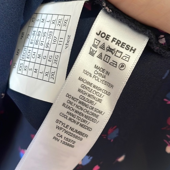 Joe Fresh Top - Picture 6 of 6